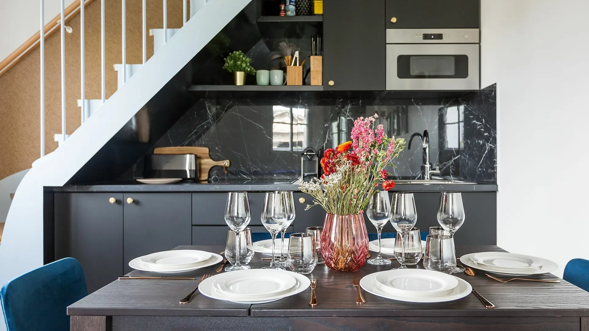 Luxury 2 Bedroom Duplex With Ac Paryż